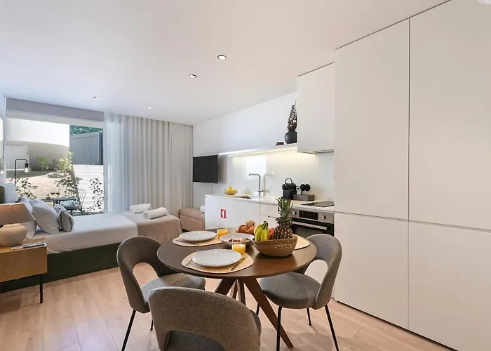 Casa Do Realismo By Se Braga